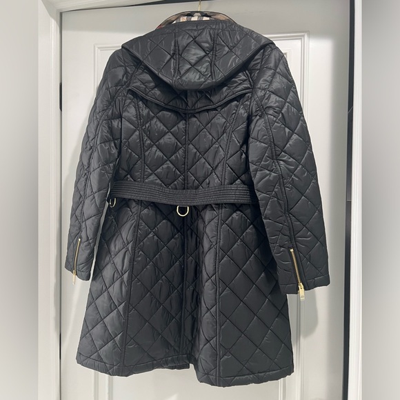 Burberry Woman’s Black Quilted Puffer Jacket - Picture 6 of 12